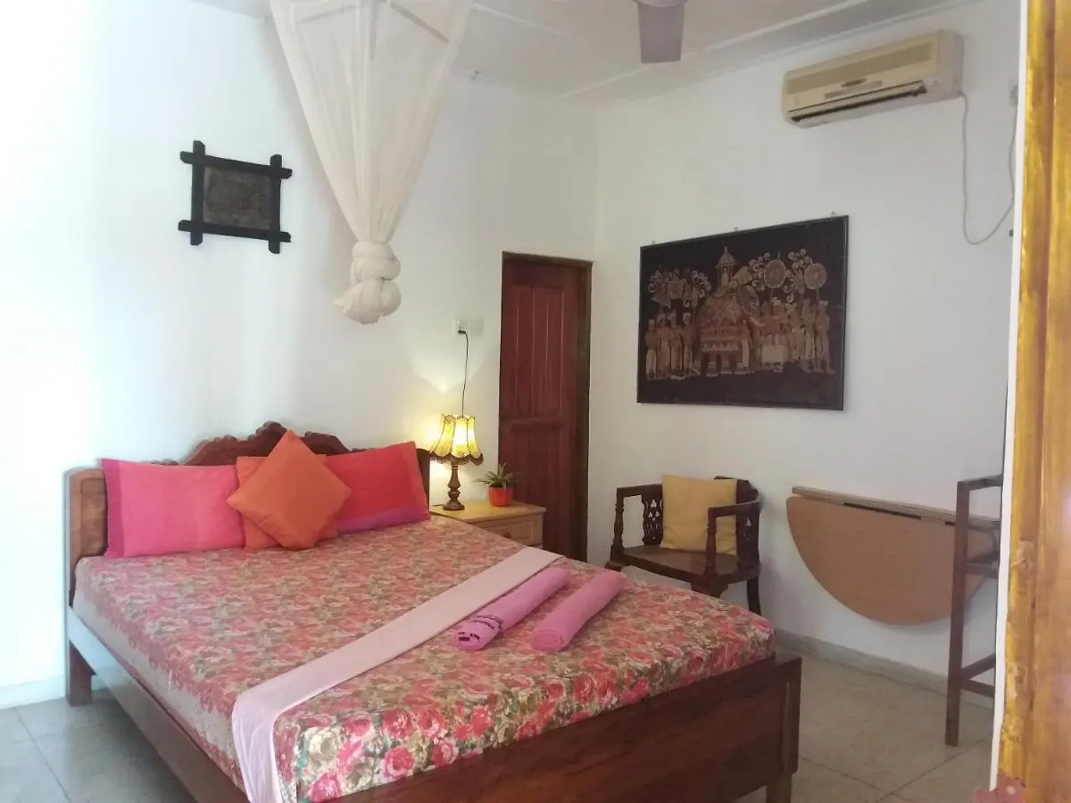 ***  Embiente Guest House Negombo Sri Lanka