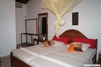 Embiente Guest House Negombo