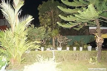 Embiente Guest House Negombo 3*,  Sri Lanka