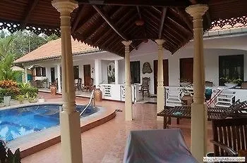 Embiente Guest House Negombo