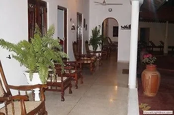 Embiente Guest House Negombo